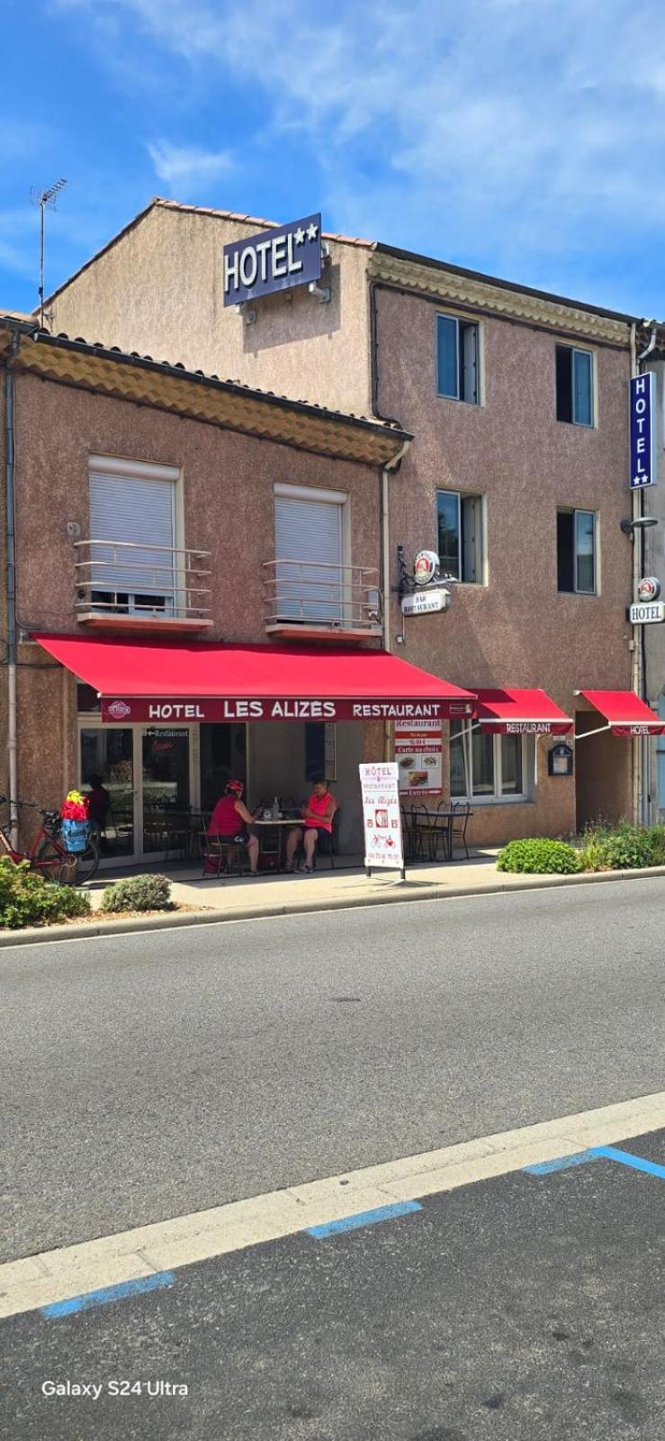 Hotel Restaurant Les Alizes Loriol ル・プーザン エクステリア 写真